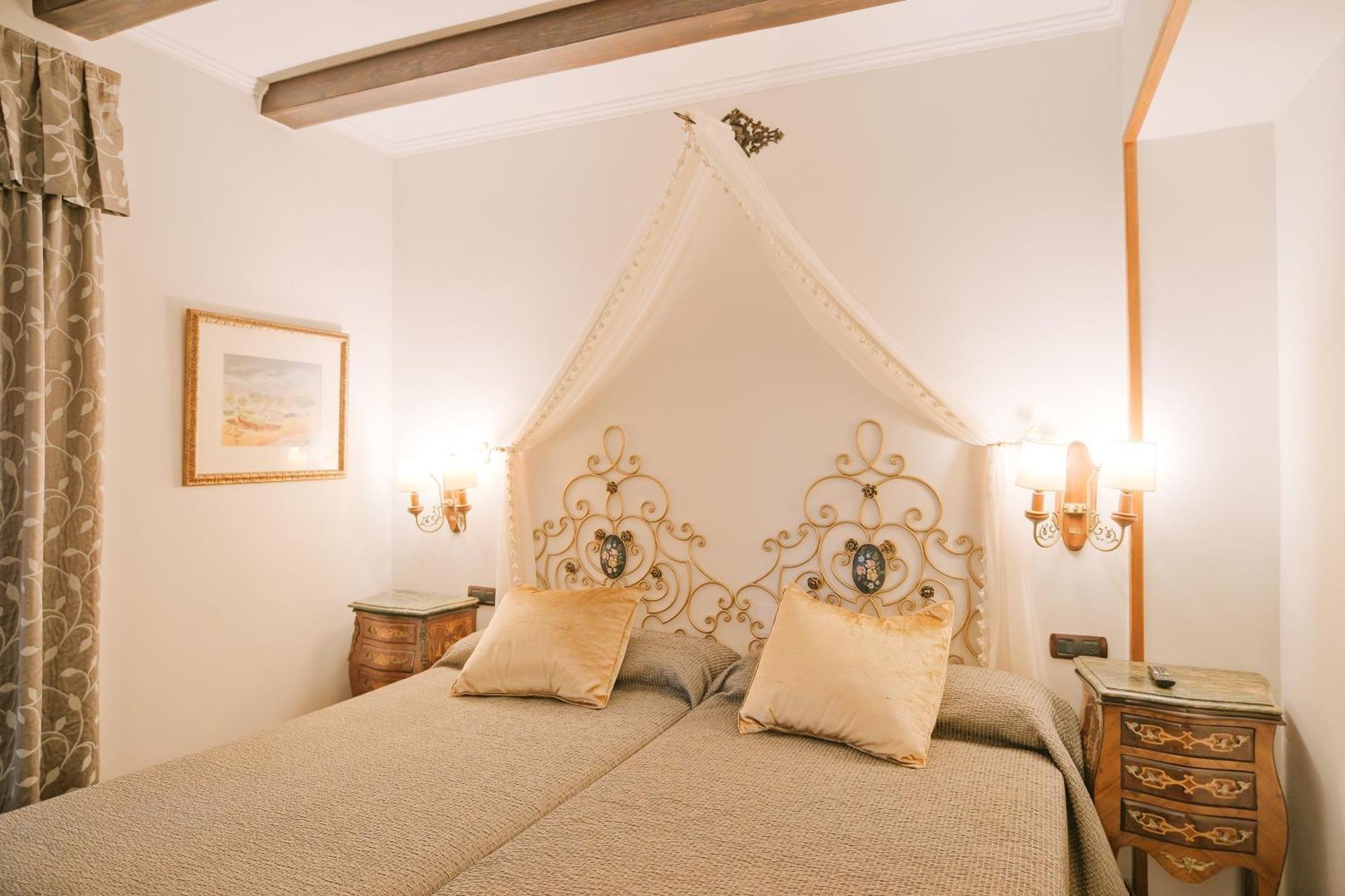 Rigat Park & Spa Hotel - Adults Recommended Lloret de Mar Exteriör bild